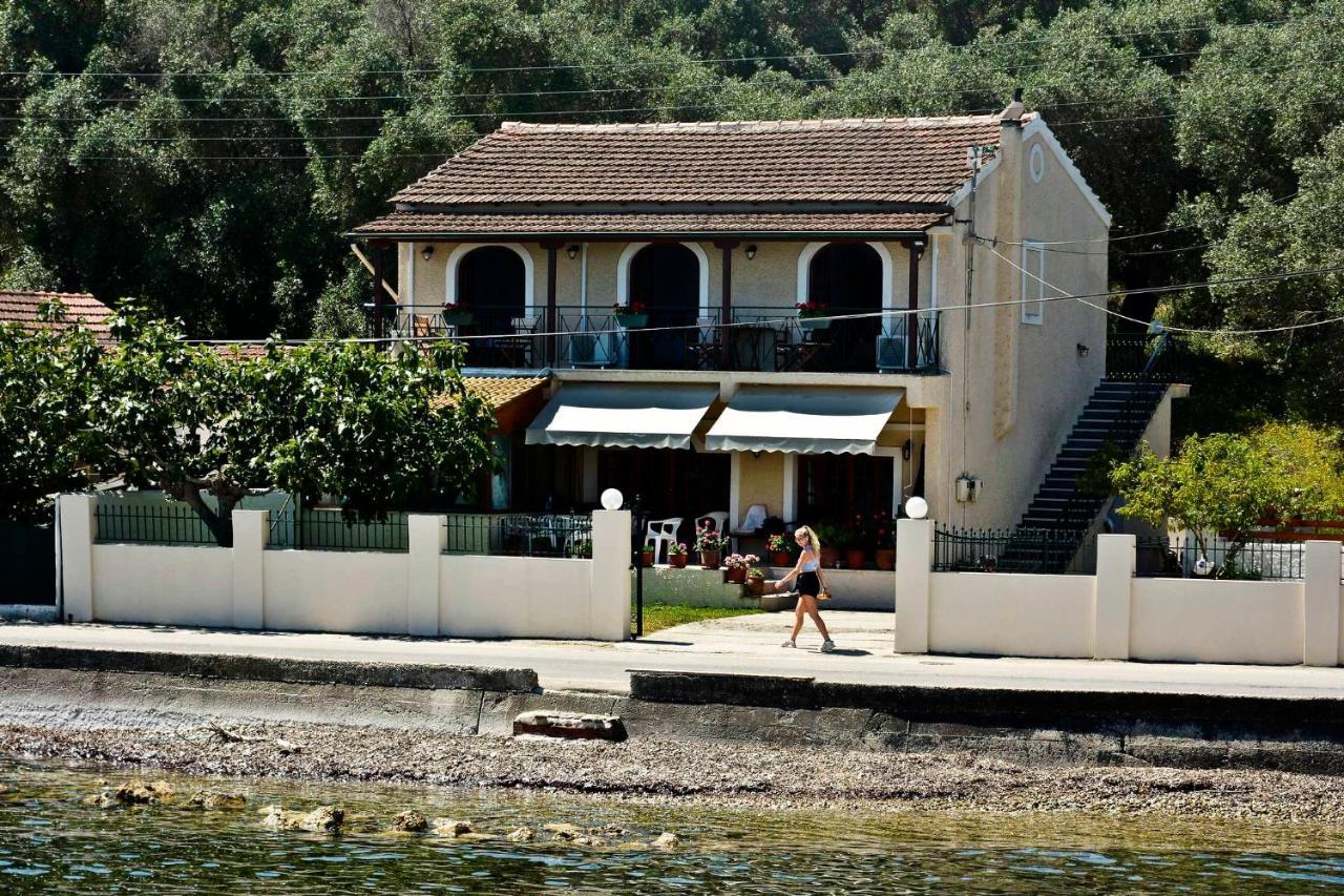 Alamanos House Mesongí Екстериор снимка
